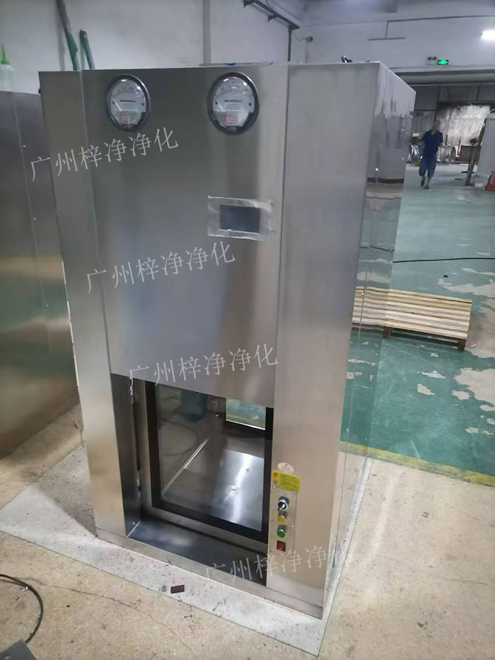 全自动传送窗在生产线上的应用越来越广泛