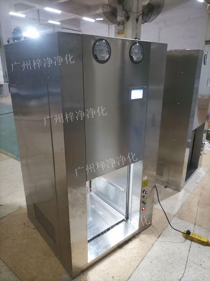传递窗它能够实现机器人与传送带之间的精确对接